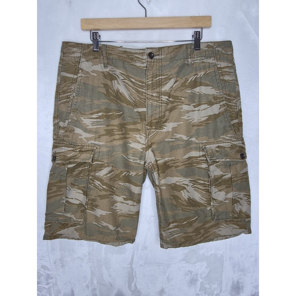 Levi Strauss Co Y2K Tiger Stripe Camo Baggy Cargo Shorts Mens 36